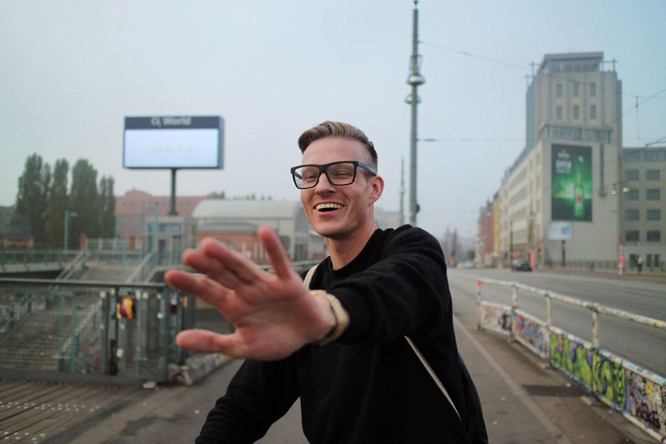 東京カメラ部2015写真展キヤノントークショーイベント「街スナップ写真のススメ EOS M3で撮った人のいる風景」鶴巻育子