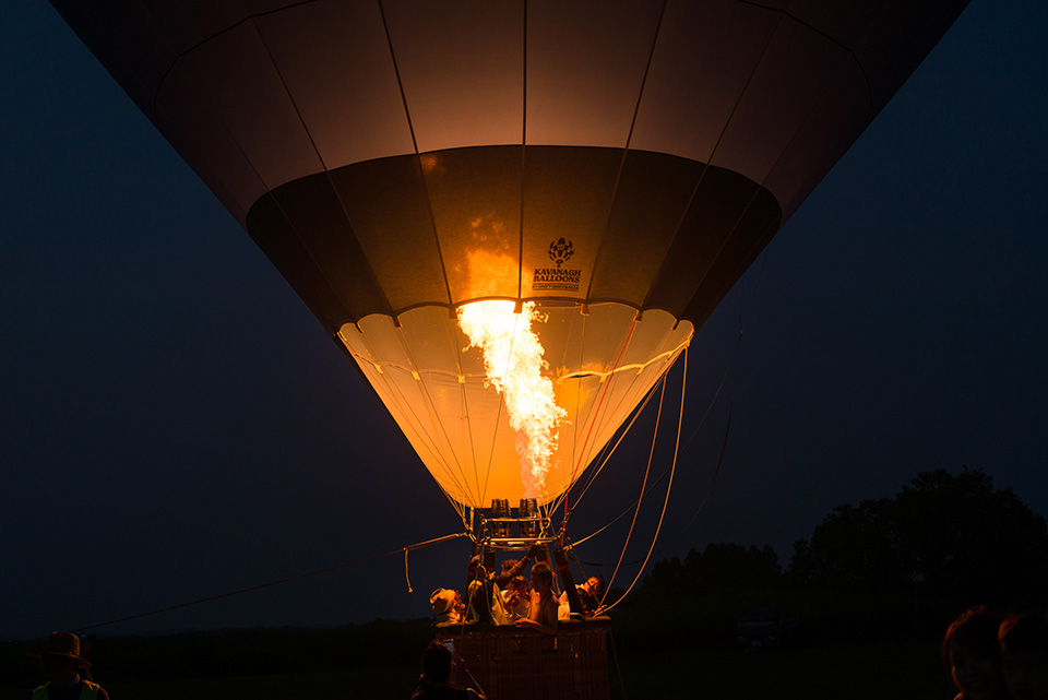 東京カメラ部10選 藤原嘉騎、別所隆弘、八木千賀子×特定非営利活動法人 熱気球運営機構 会長 町田耕造×佐賀市 経済部 2016熱気球世界選手権 推進室広報・イベント係長 杠 精士郎「大空を撮ろう！ ～被写体としての熱気球の魅力～」