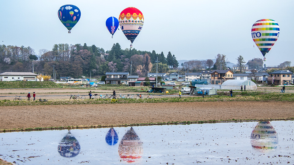 東京カメラ部10選 藤原嘉騎、別所隆弘、八木千賀子×特定非営利活動法人 熱気球運営機構 会長 町田耕造×佐賀市 経済部 2016熱気球世界選手権 推進室広報・イベント係長 杠 精士郎「大空を撮ろう！ ～被写体としての熱気球の魅力～」