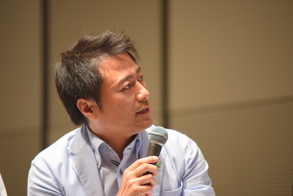 東京カメラ部10選 藤原嘉騎、別所隆弘、八木千賀子×特定非営利活動法人 熱気球運営機構 会長 町田耕造×佐賀市 経済部 2016熱気球世界選手権 推進室広報・イベント係長 杠 精士郎「大空を撮ろう！ ～被写体としての熱気球の魅力～」