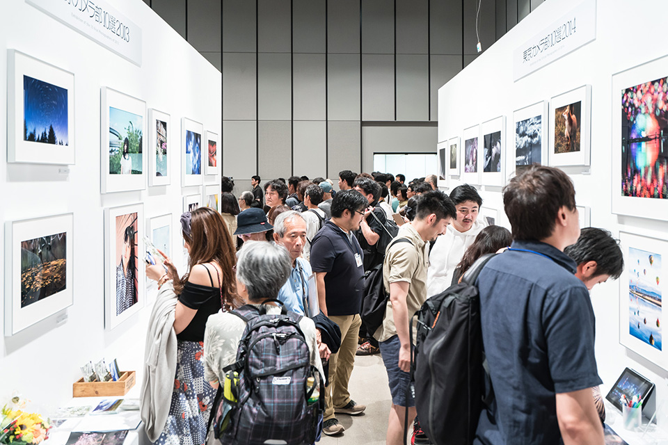 写真展の様子：東京カメラ部2015写真展