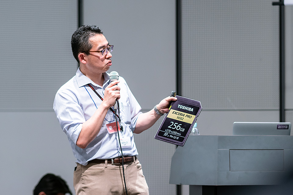 東京カメラ部10選 井上浩輝氏 × 東芝メモリ「頼れる相棒 “EXCERIA PRO”」