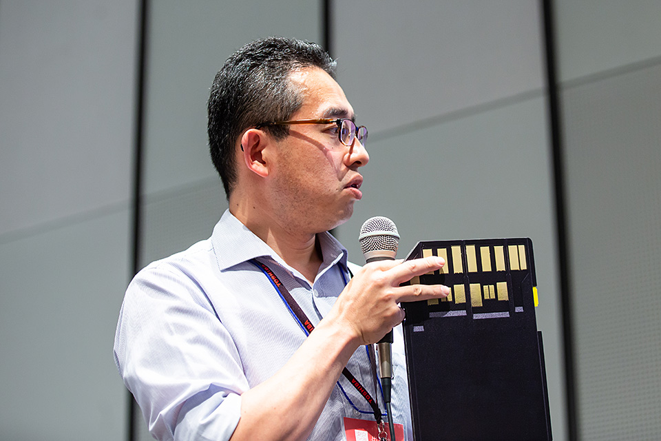 東京カメラ部10選 井上浩輝氏 × 東芝メモリ「頼れる相棒 “EXCERIA PRO”」