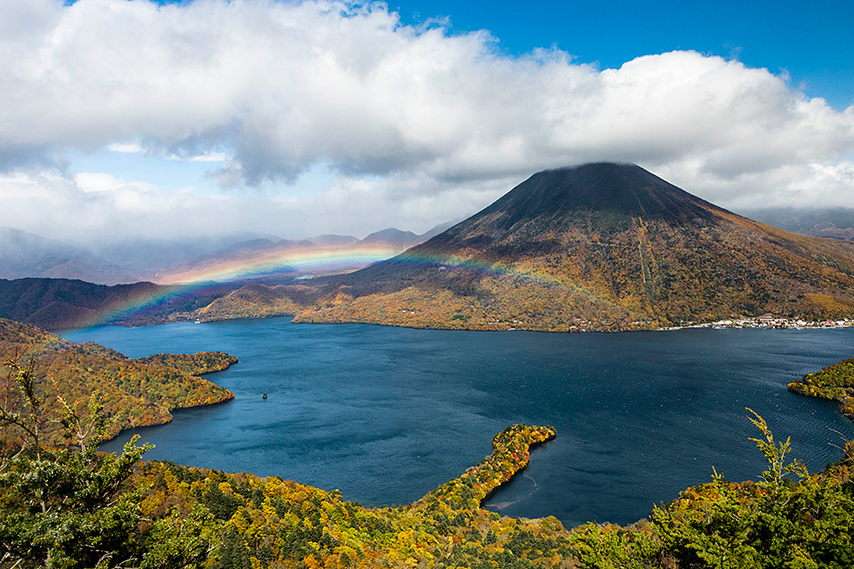 環境省：環境省国立公園課国立公園利用推進室 宮森由美子、東京カメラ部10選 北川力三、本間昭文、東京カメラ部コンテスト入賞者 清水啓、東京カメラ部運営「ともに守り、伝えていく　国立公園の魅力」｜東京カメラ部2019写真展