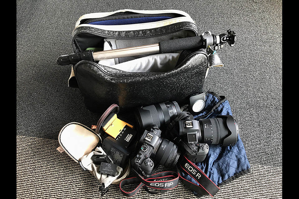 キヤノンマーケティングジャパン：写真家 渋谷敦志、株式会社日本写真企画 フォトコン編集部 副編集長 坂本太士「RF レンズで見つめるスナップとポートレートの あいだ　～RF24-240mm F4-6.3 IS USMの魅力を語る～」