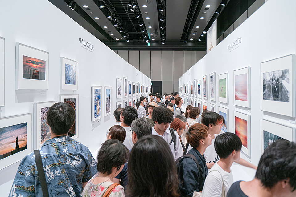 写真展の様子：東京カメラ部2019写真展